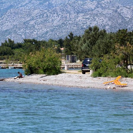 Apartments By The Sea Starigrad, Paklenica - 16421 Dış mekan fotoğraf