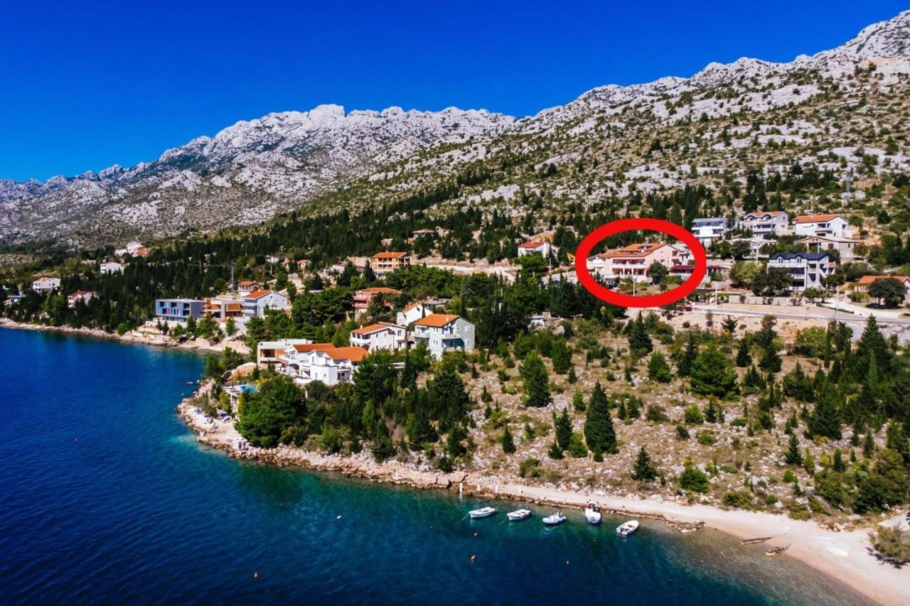 Apartments By The Sea Starigrad, Paklenica - 16421 Dış mekan fotoğraf