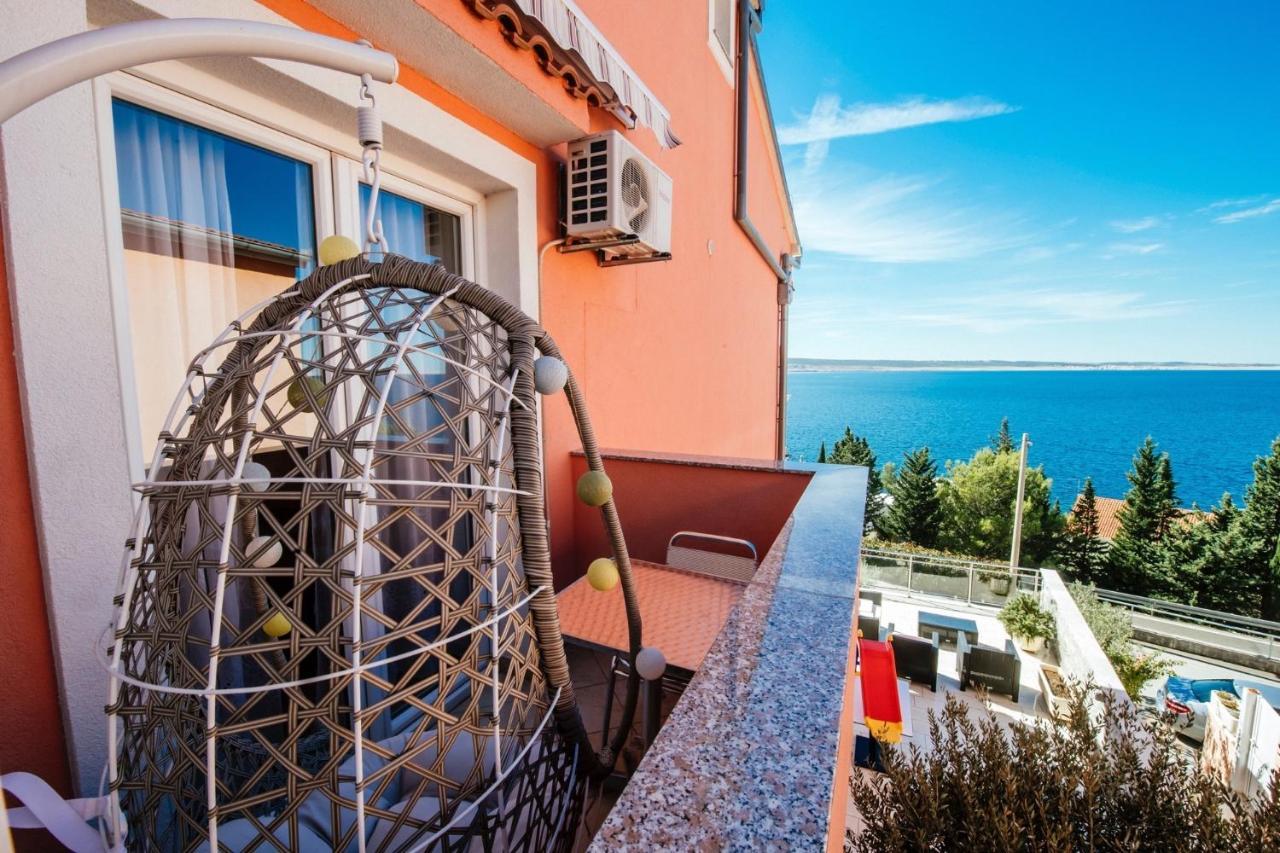 Apartments By The Sea Starigrad, Paklenica - 16421 Dış mekan fotoğraf