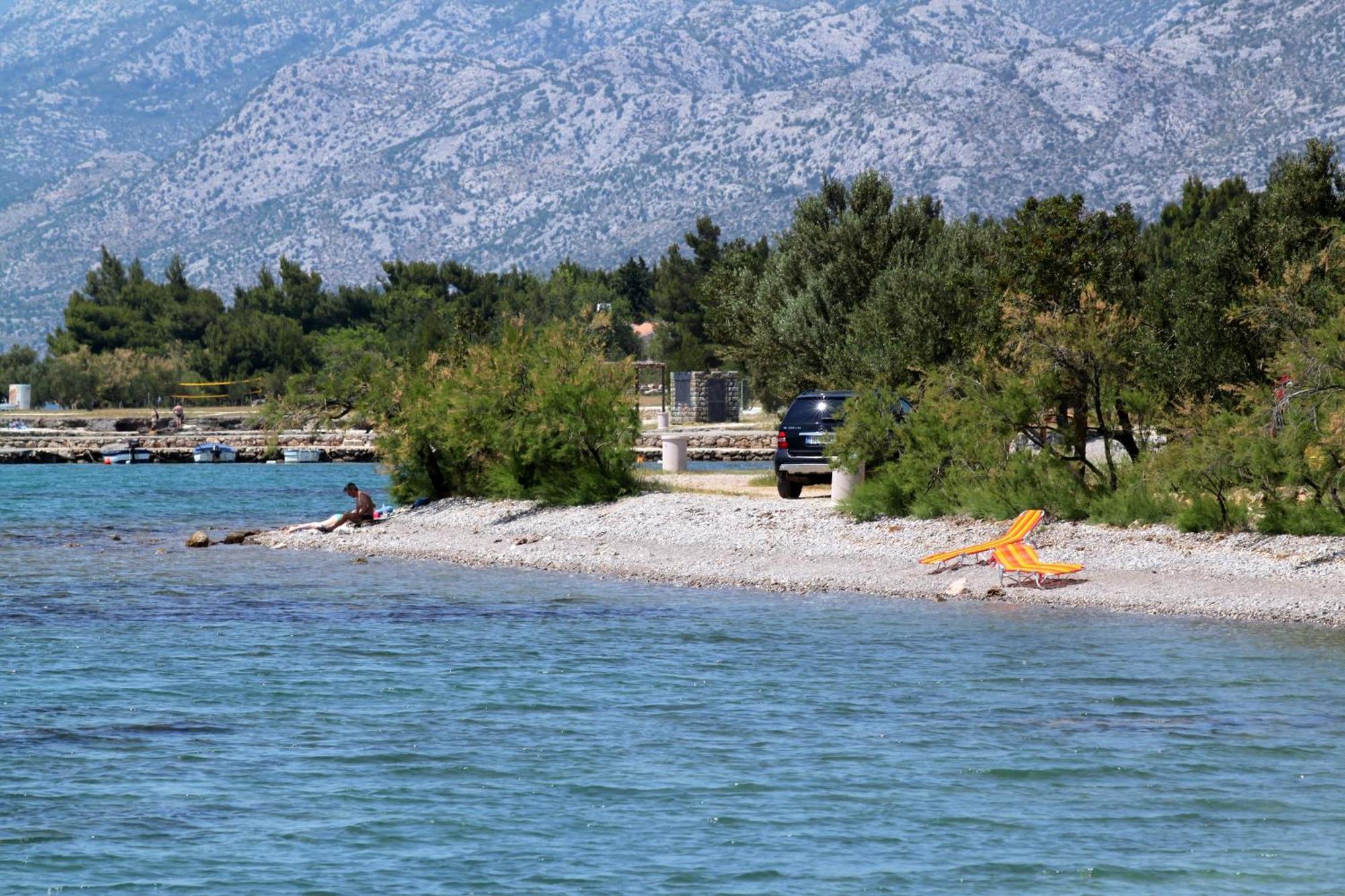 Apartments By The Sea Starigrad, Paklenica - 16421 Dış mekan fotoğraf