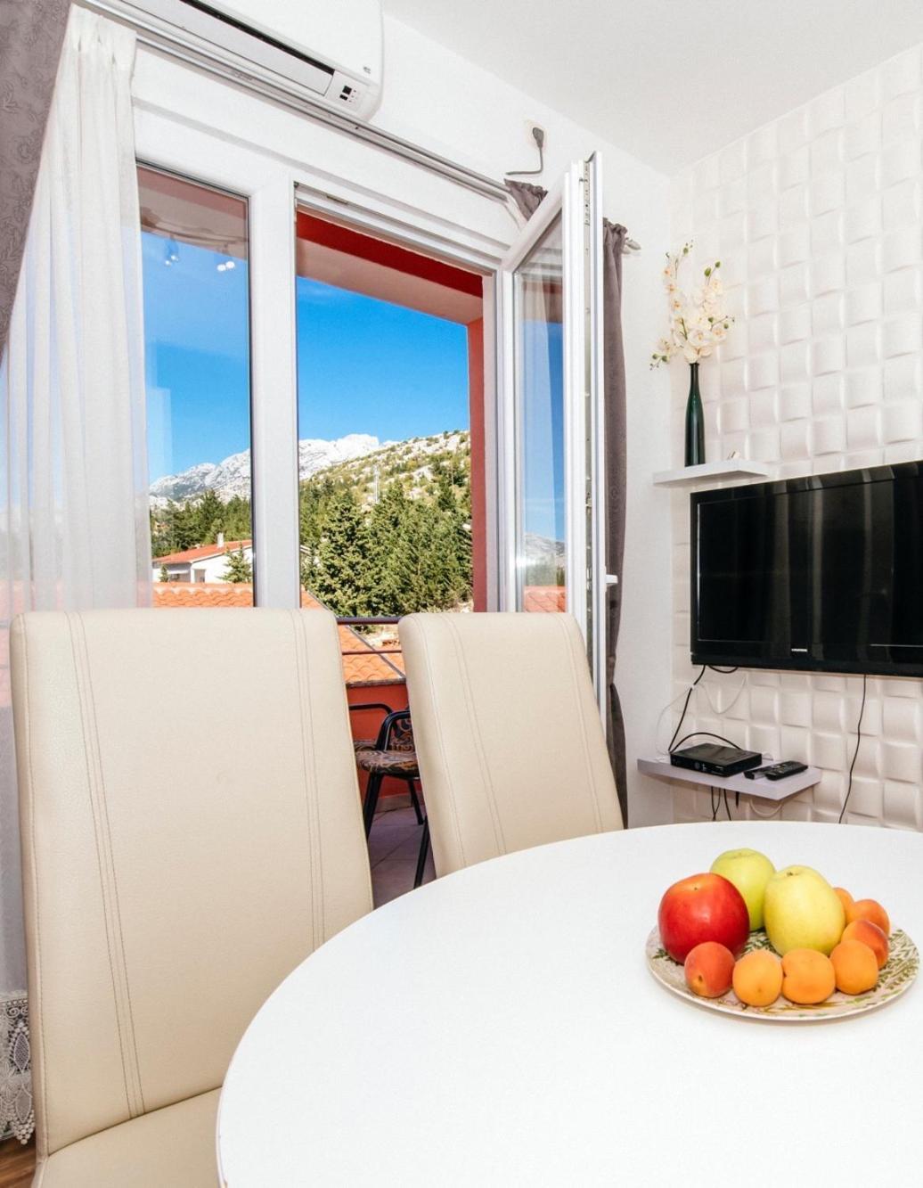 Apartments By The Sea Starigrad, Paklenica - 16421 Oda fotoğraf